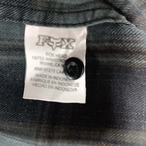 Fox Racing Men's Long sleeve Plaid Flannel button down shirt.  Size L - Picture 4 of 9